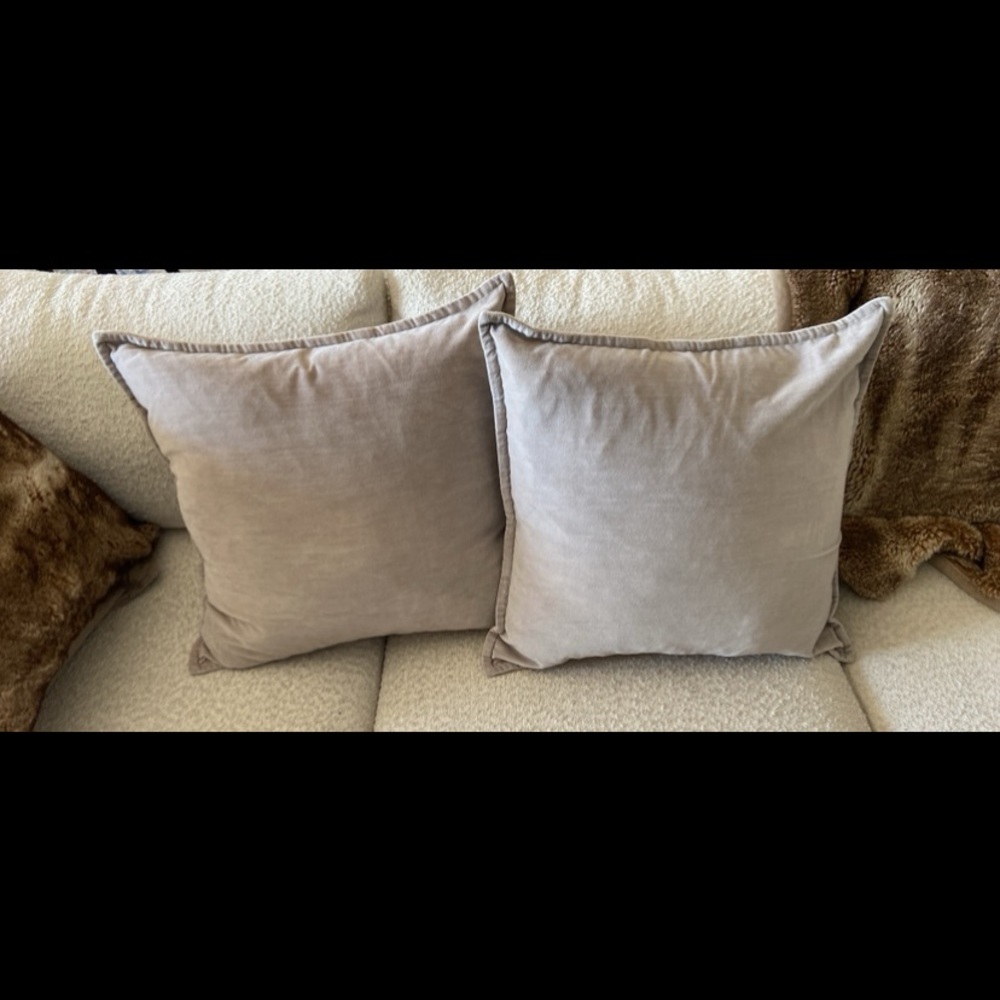 Pottery Barn - Set of Light Grey Pillows